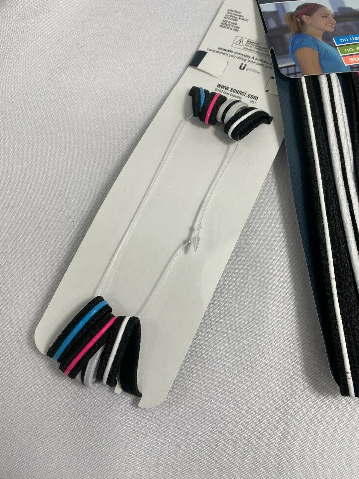 (2) Scunci Head Wrap No Slip Grip Band Comfy White Pink Black Thin Slim 8 Total