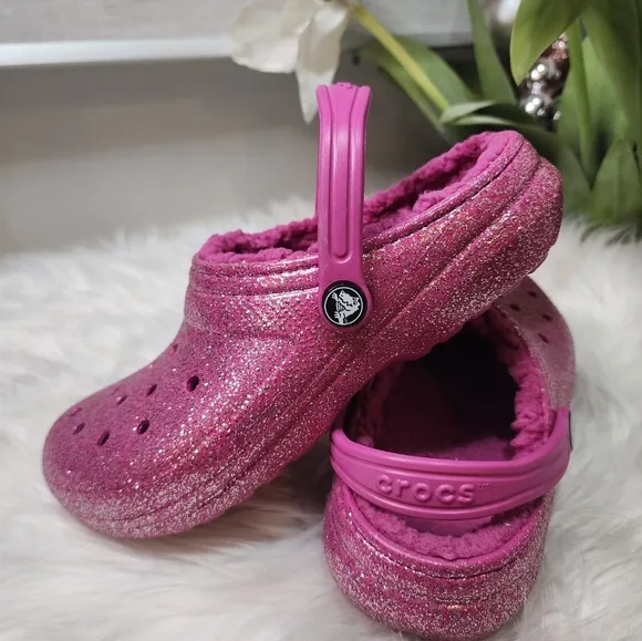 Crocs  Kids Classic Lined Clog Size J5 new