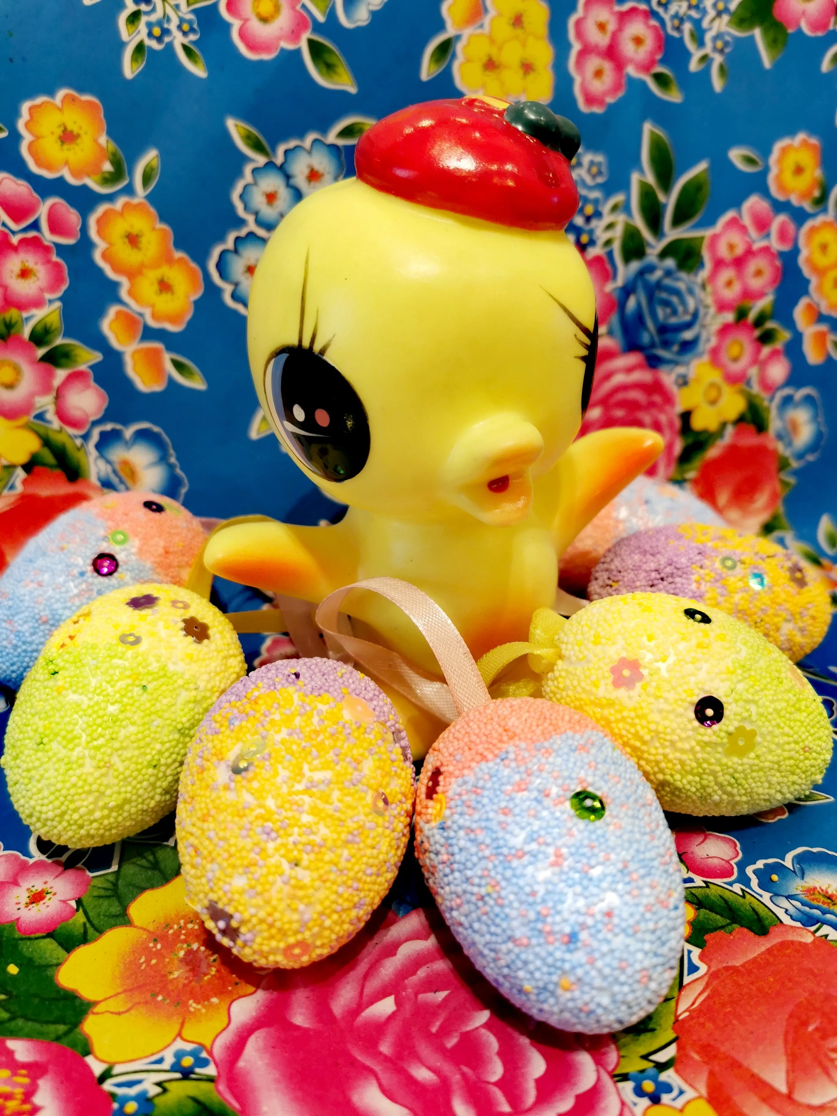 Cute crafting eggs