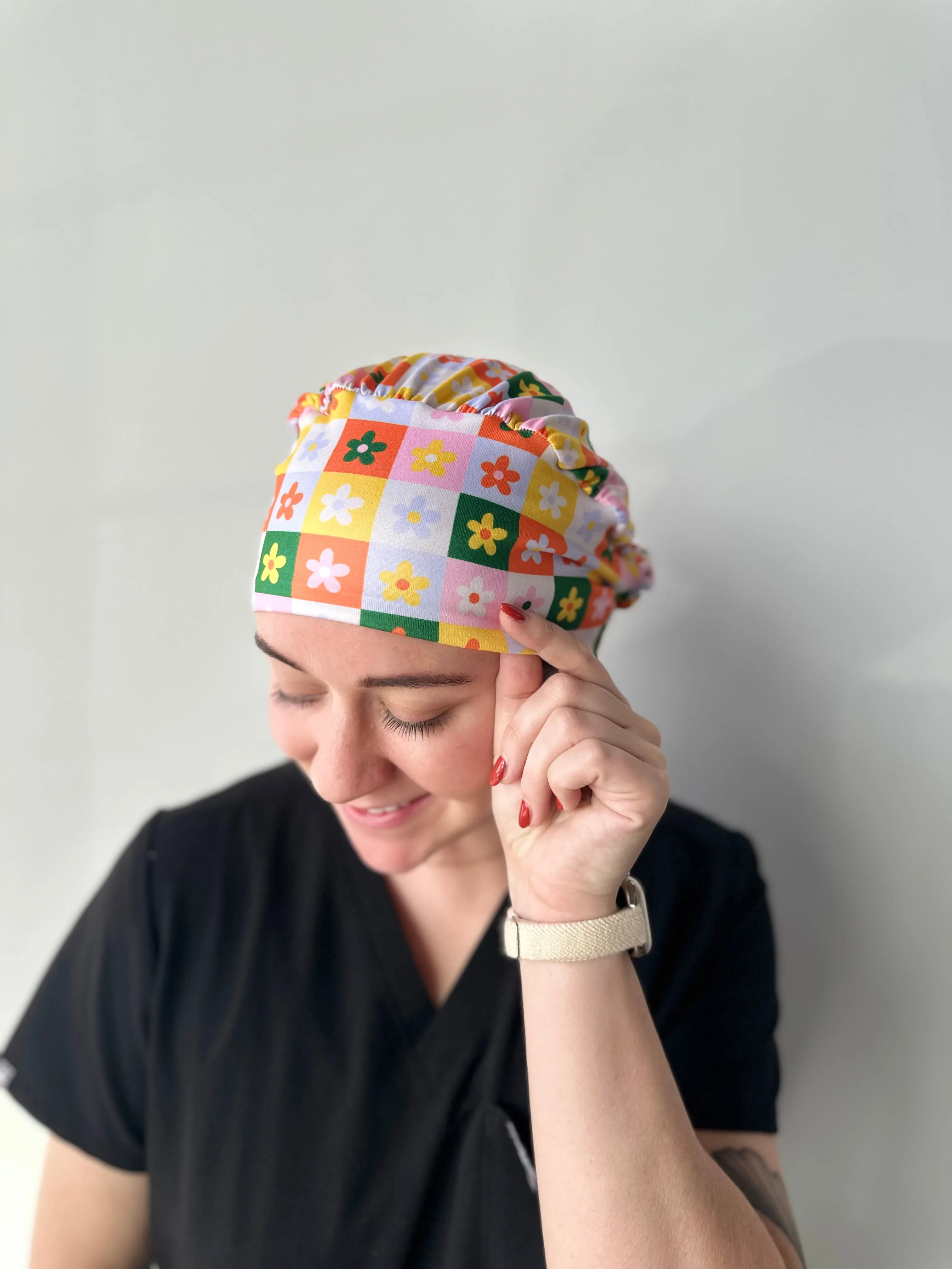 DuoStyle Scrub Hat - Colorful Checker Daisy