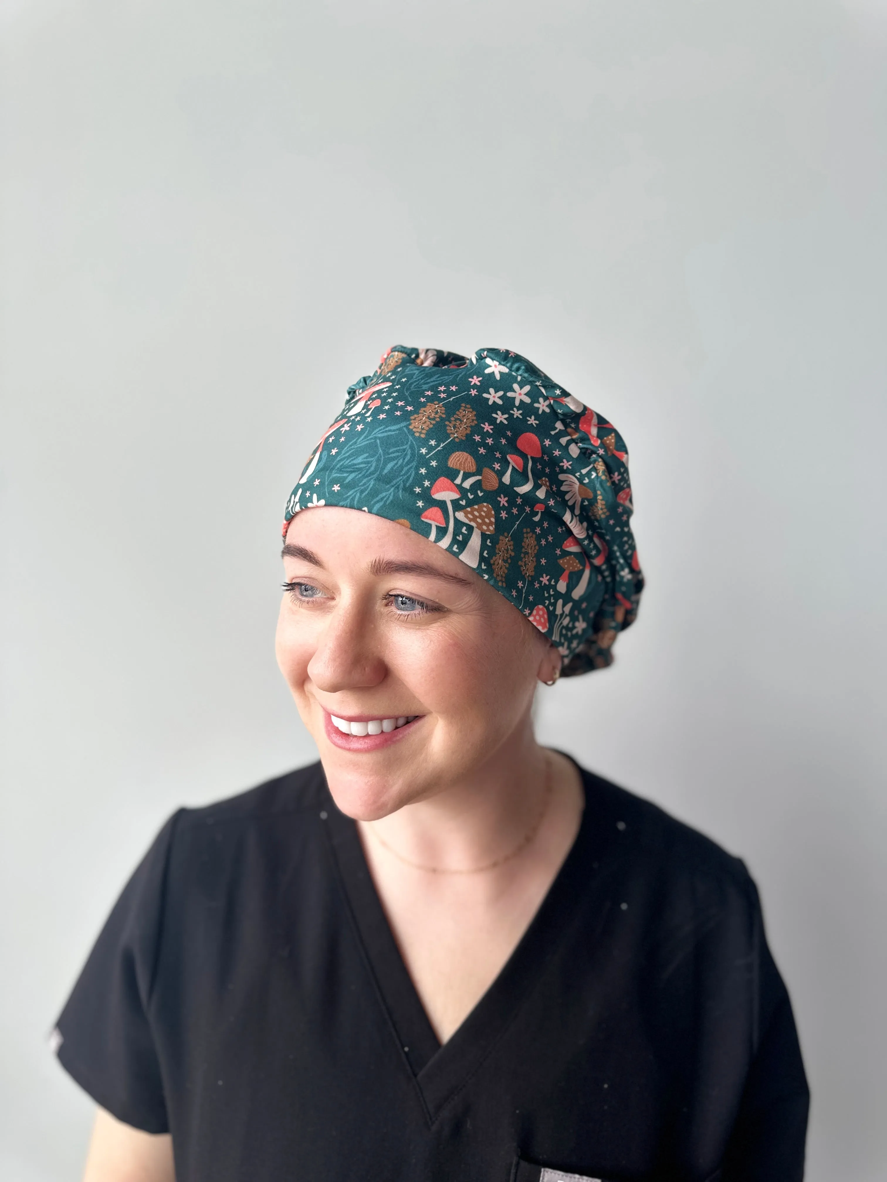 DuoStyle Scrub Hat - Mushrooms and Daisies