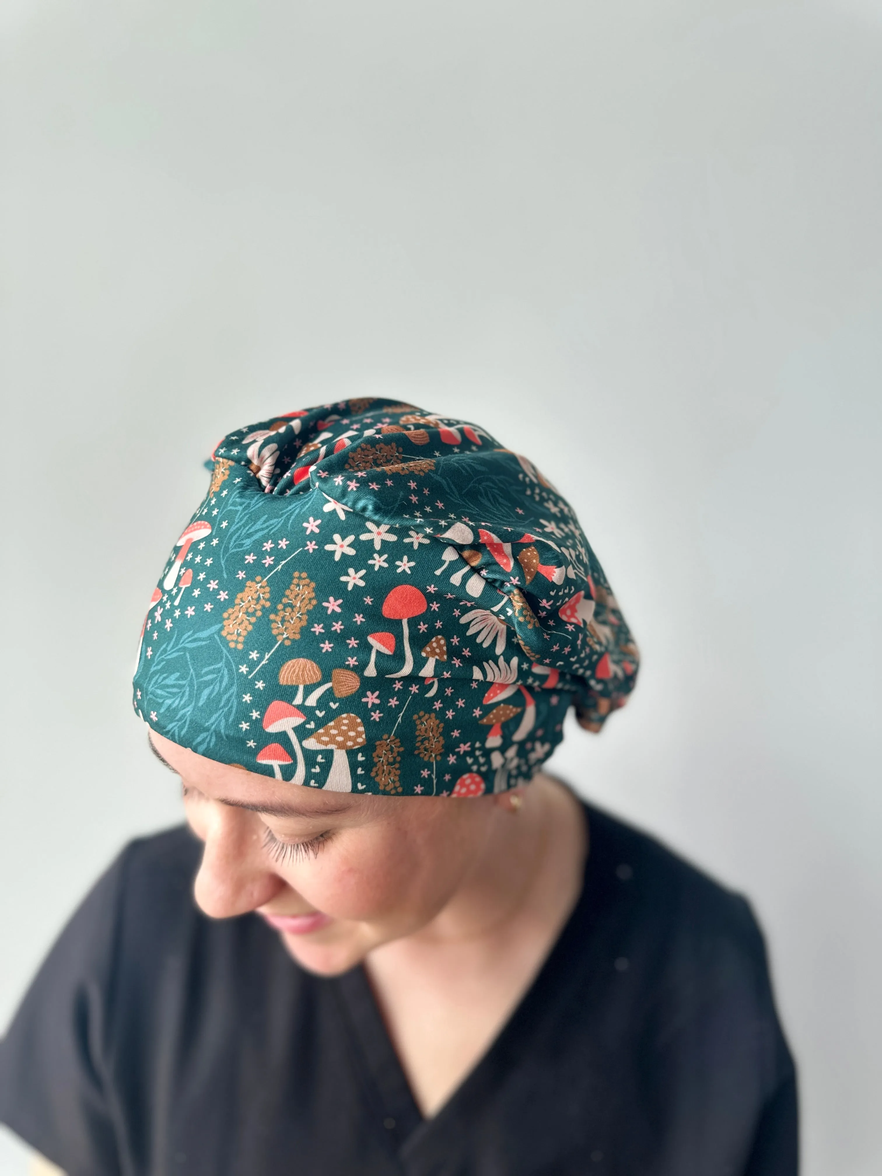 DuoStyle Scrub Hat - Mushrooms and Daisies
