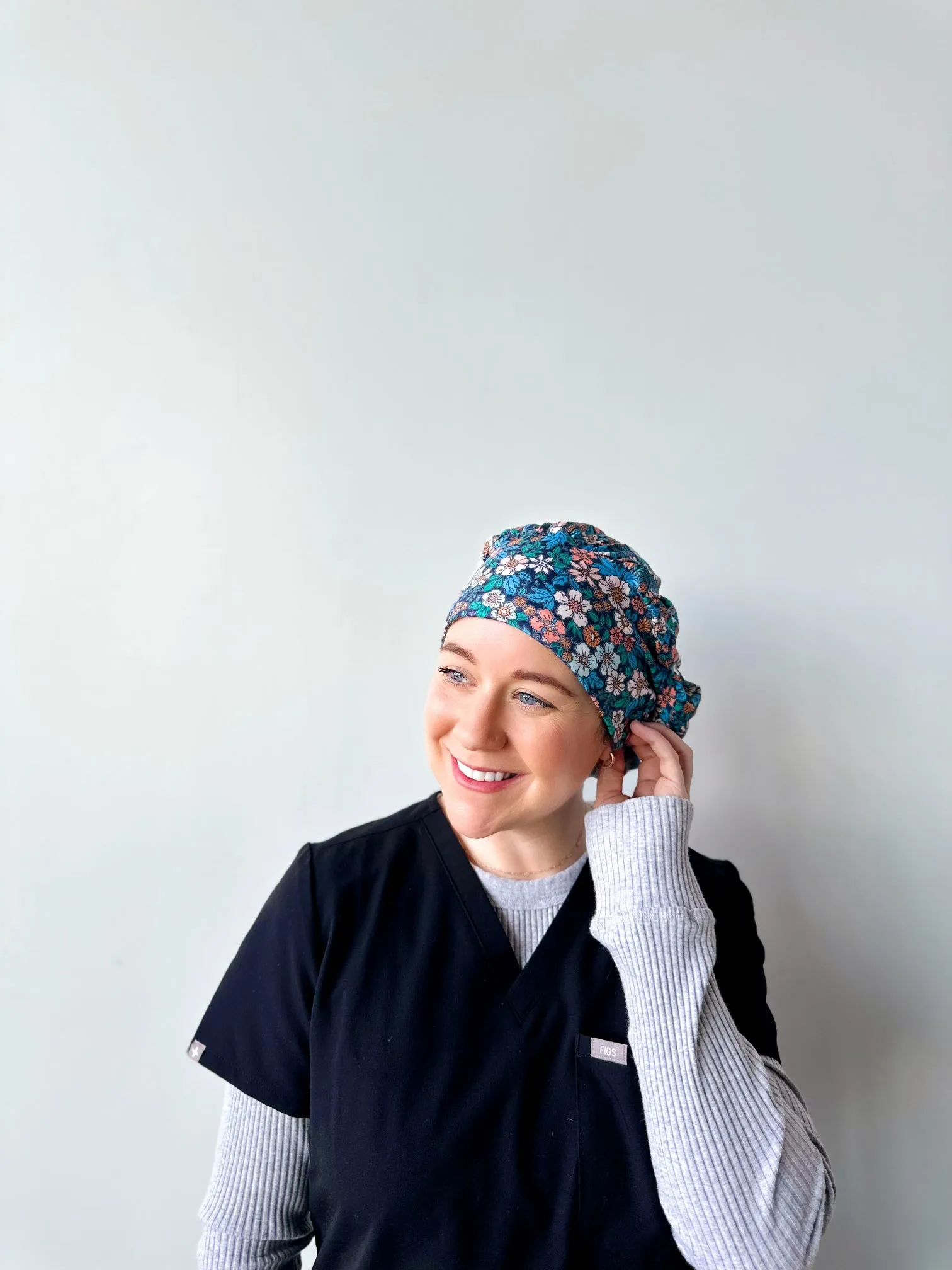 DuoStyle Scrub Hat - Winter Bloom