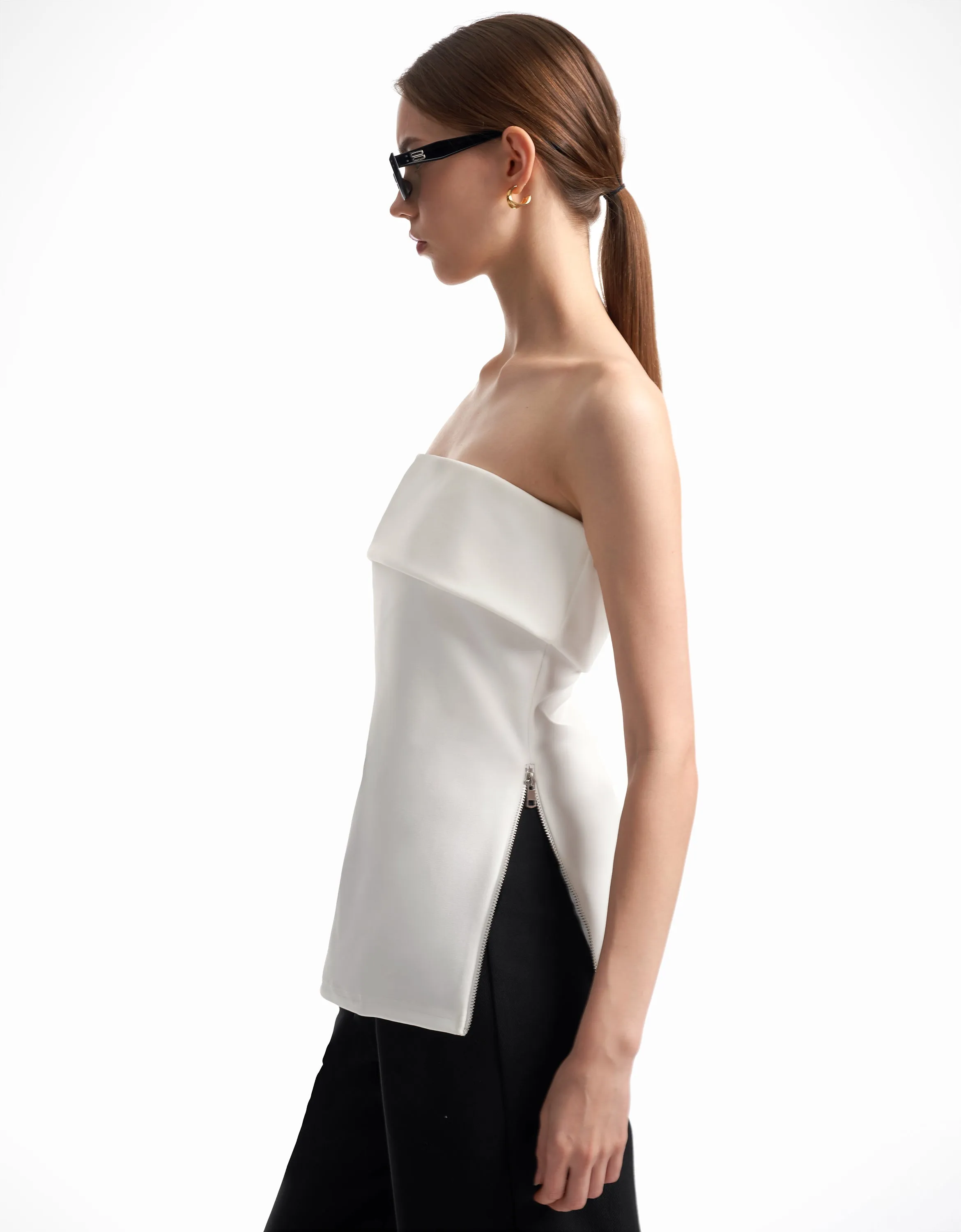 Elisa – Strapless Women’s Side-Zip Top