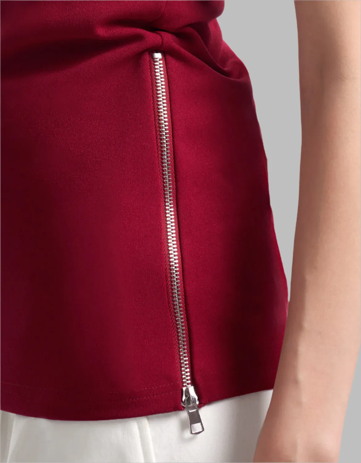 Elisa – Strapless Women’s Side-Zip Top
