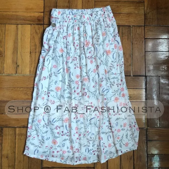 Floral midi skirt size Small &amp; XSmall