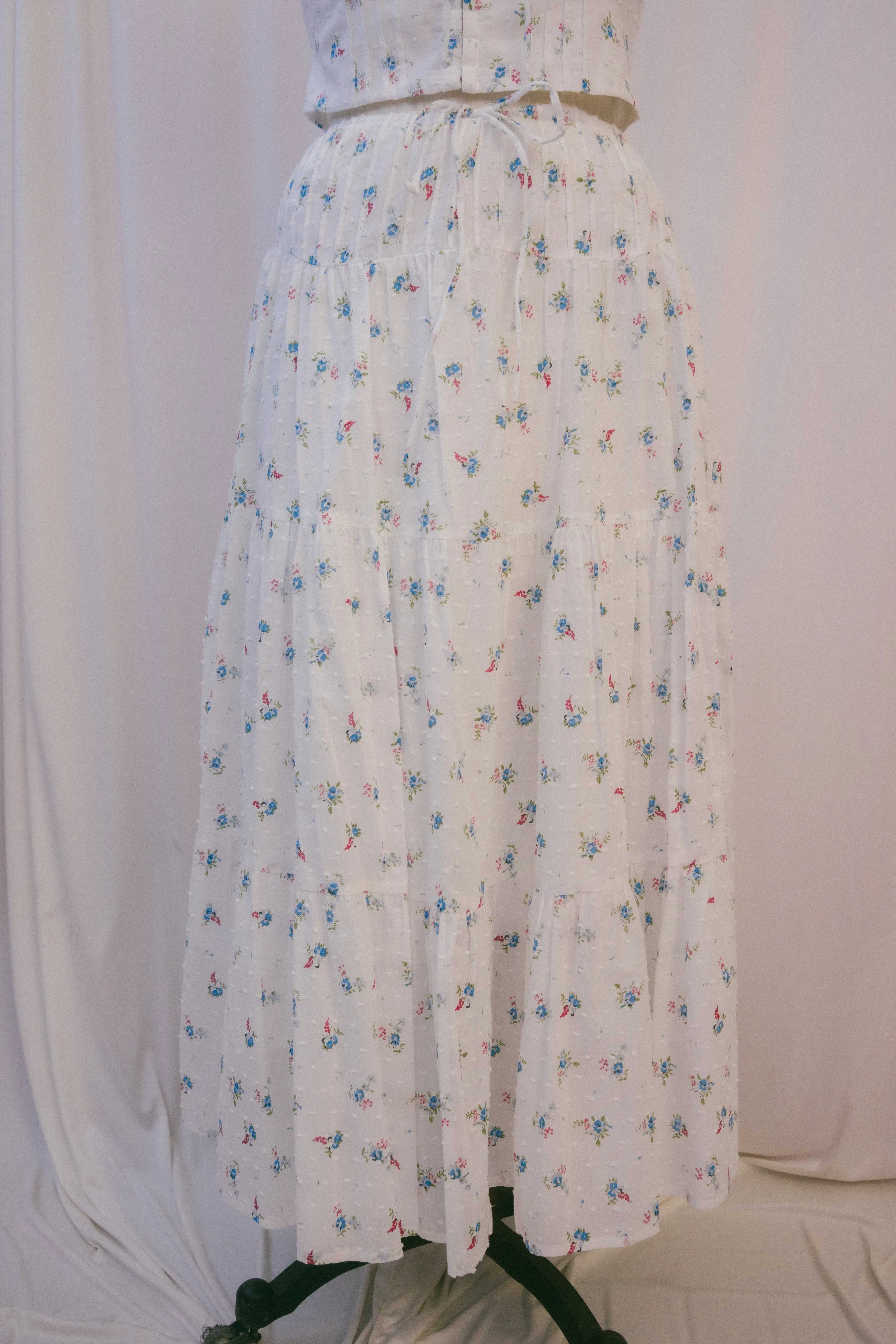 Hailey Set in Cosmos Bloom
