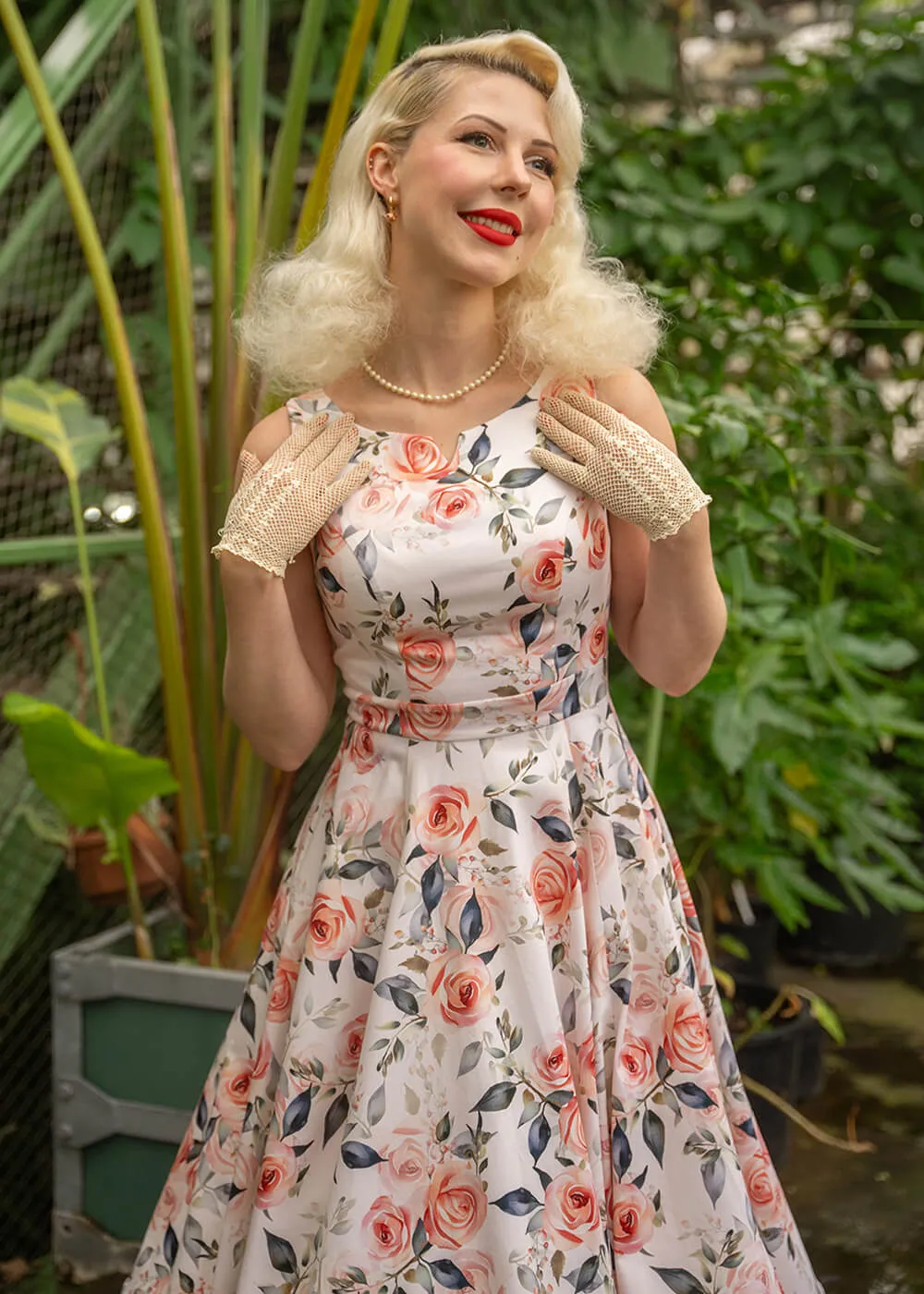 Hearts & Roses Aurora Floral 50's Swing Dress Pink