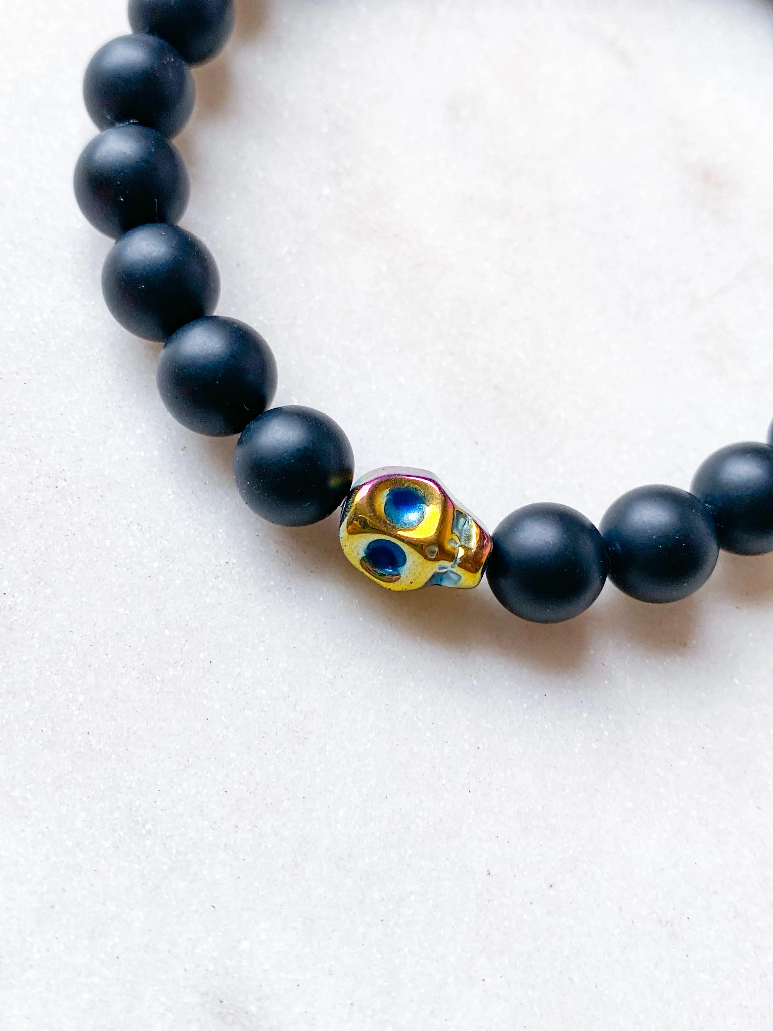 Iridescent Skull on Onyx ~ Homme