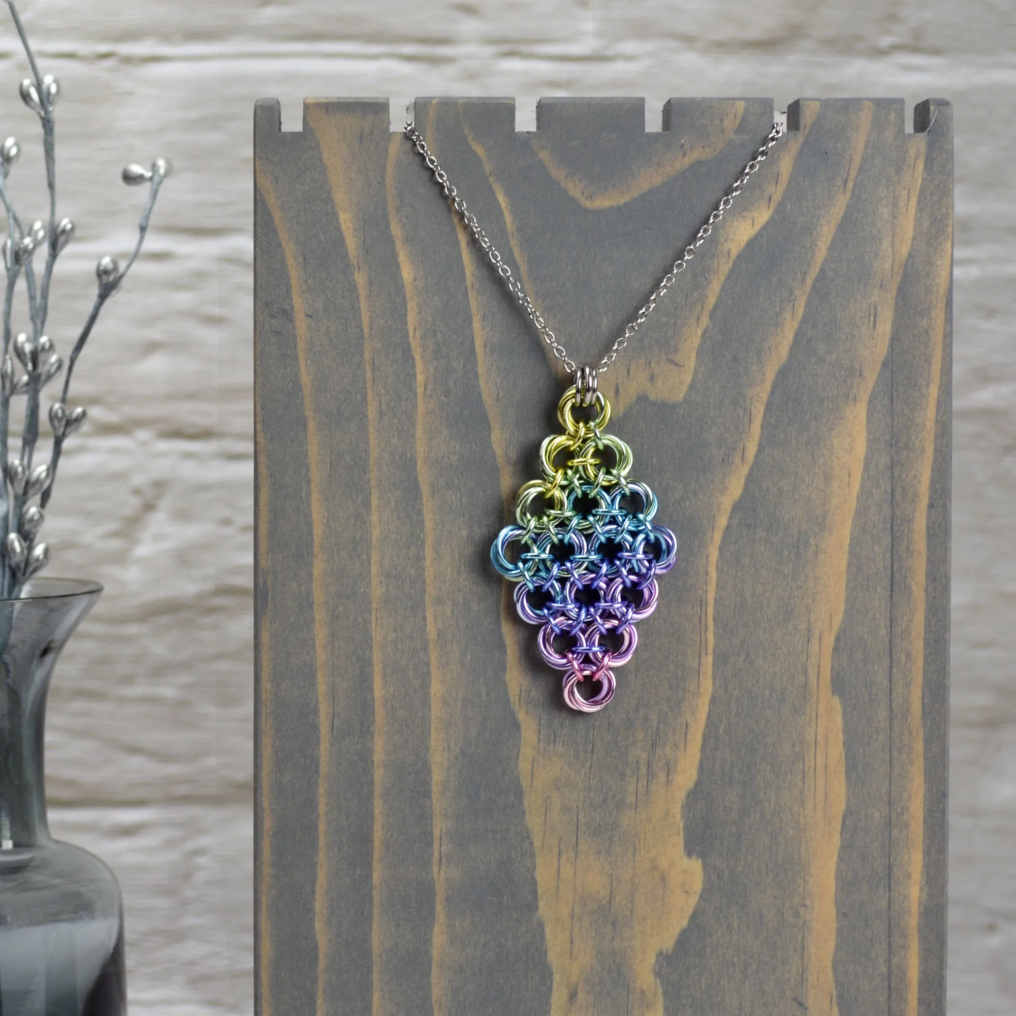 Knotted Diamond - Pastel Rainbow
