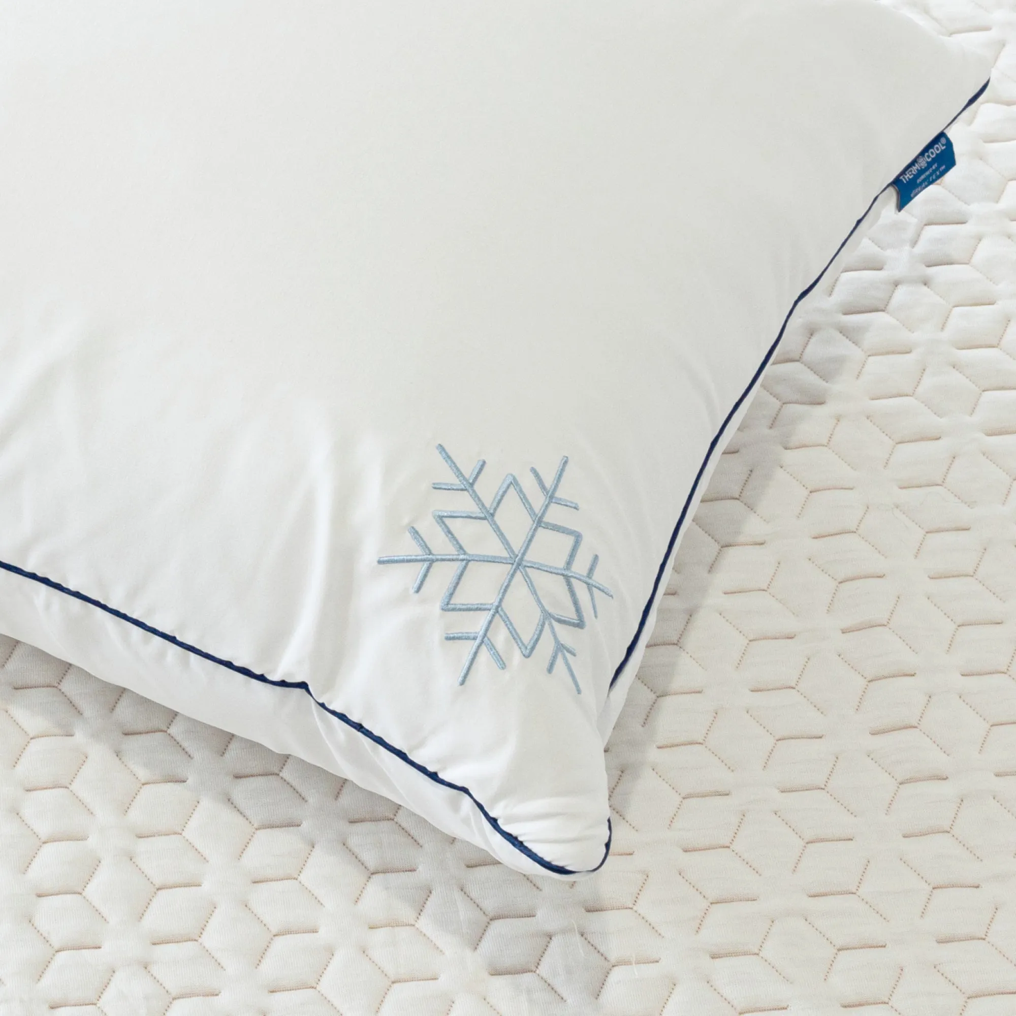 Moonshadow Adjustable Cube Thermocool Pillow