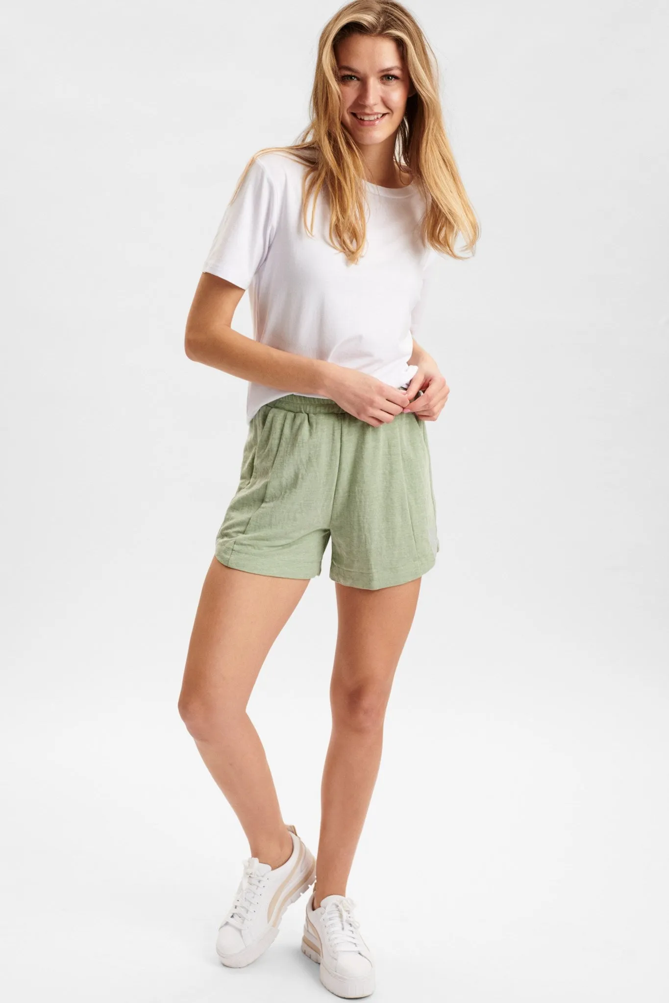 NUDOMINO SHORTS - Sea Foam